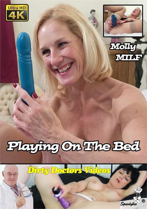 Ver Molly MILF Playing On The Bed Gratis Online